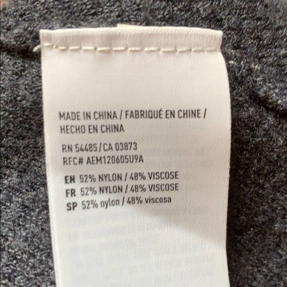 American Eagle Outfitters Solid Gray mini Sweater Cold Shoulder Dress size M - Picture 11 of 12